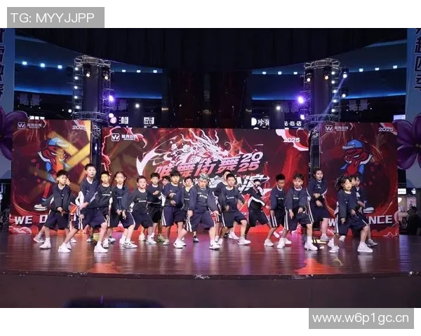 杭州街舞队的中路突破之路：深度解析街舞文化与团队协作的魅力